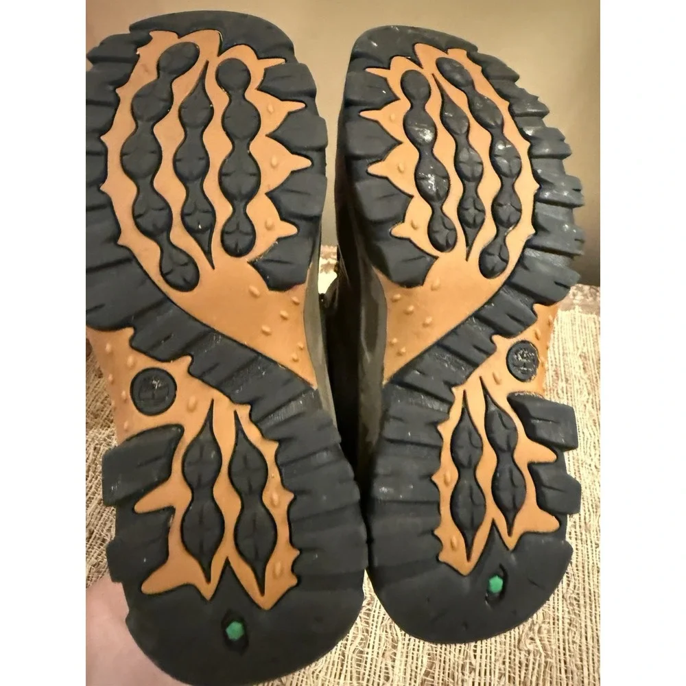 Timberland Boys Brown Mid‎ Waterproof Hiking Boots Shoes  Size 12